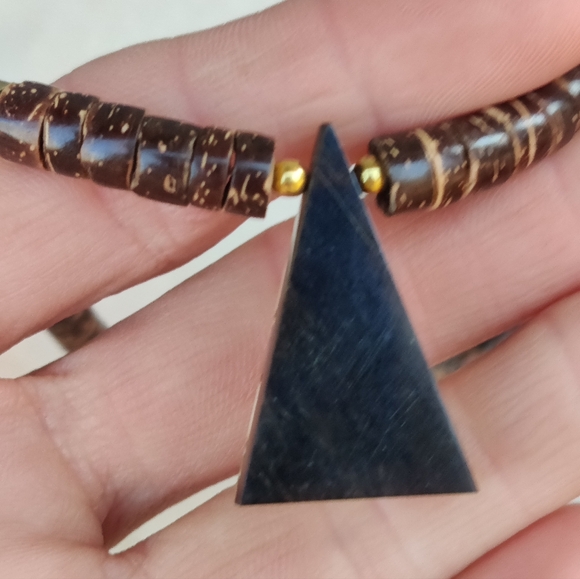 Vintage Santo Dominog Stone And Shell Heishi Necklace - Picture 6 of 6